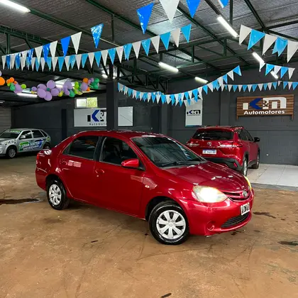 TOYOTA ETIOS XS 1.5 NAFTA MT 4P 2015